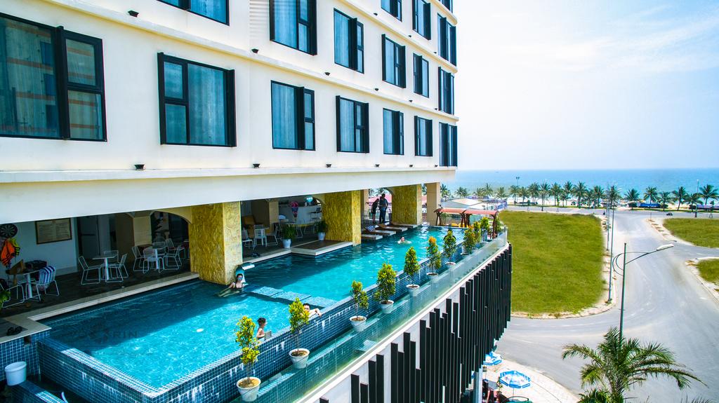 cecilia hotel danang